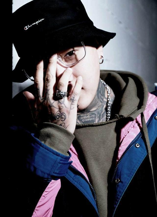快手五大团队排行榜！驴家班垫底，散打家族只能排第二！