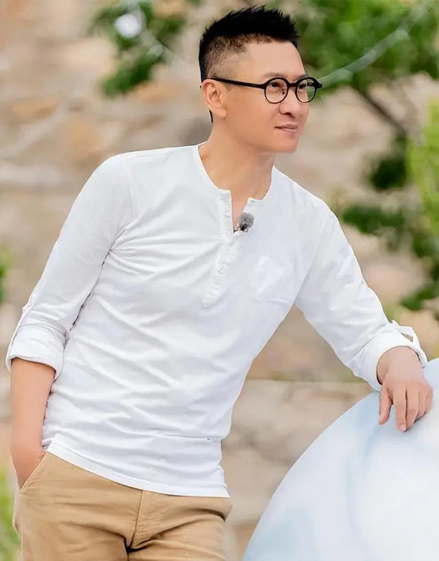为什么每位明星都有黑料,_张颂文假慈善事件_张颂文税务问题
