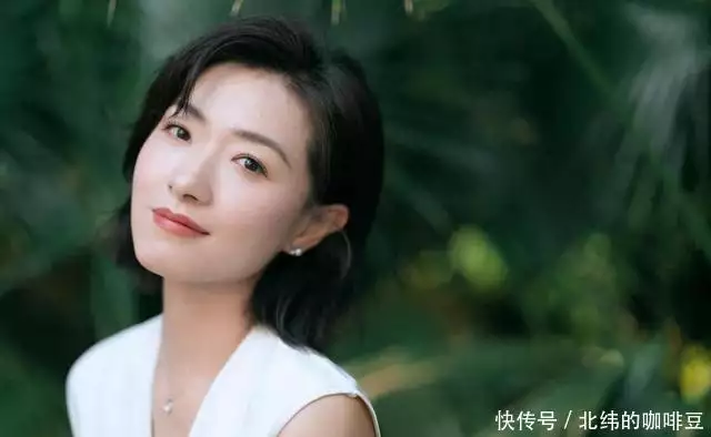 女明星喝醉被_戚薇拒绝潜规则遭遇雪藏_拒绝潜规则的女明星